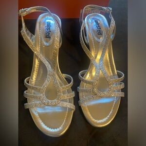 Unlisted silver heels